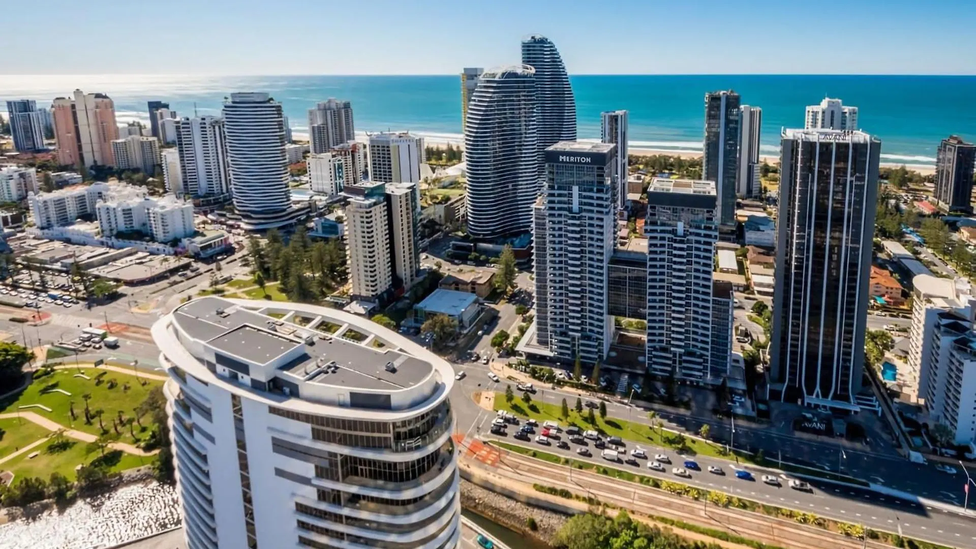 Sun Surf The * Gold Coast