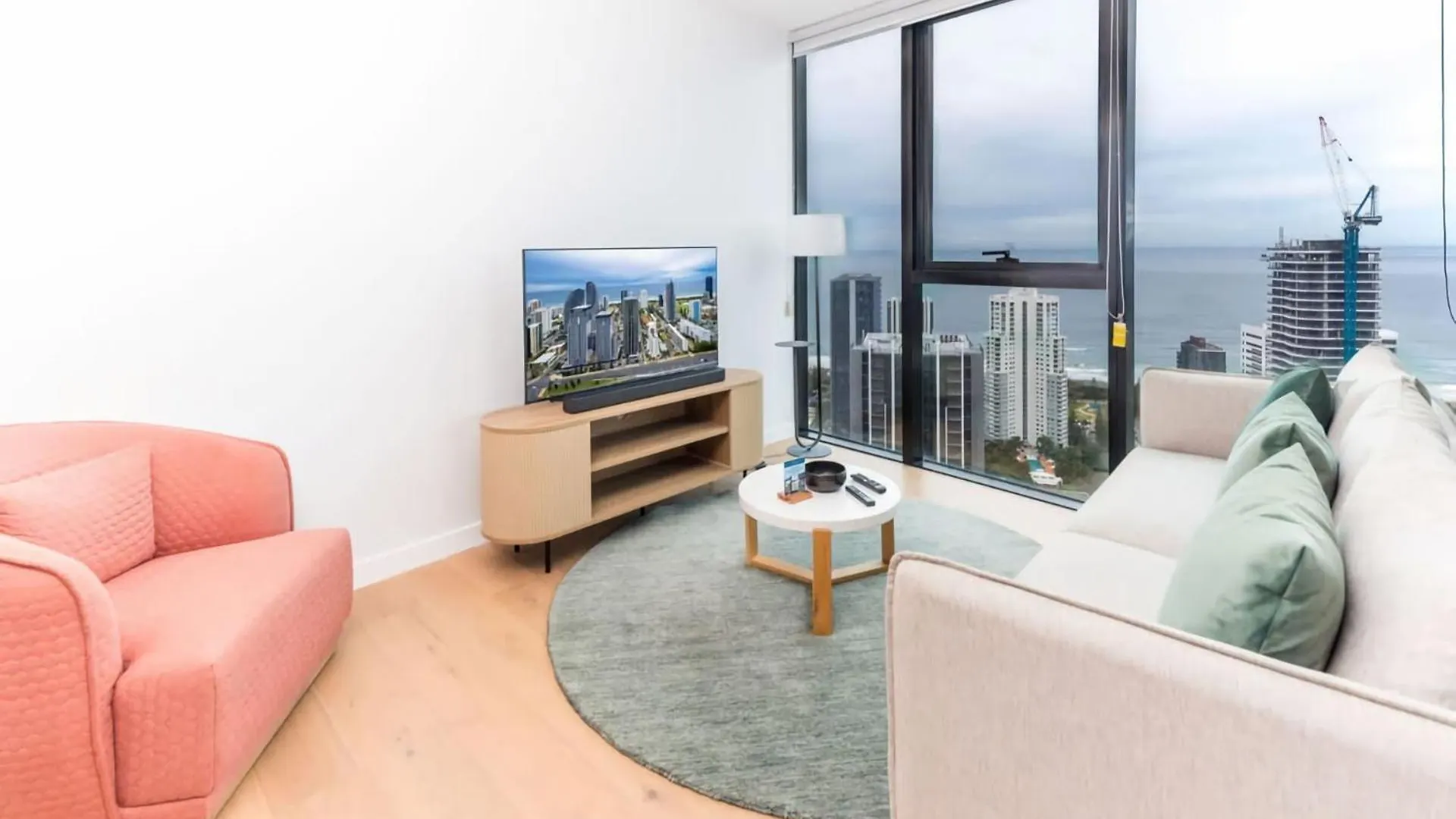 Apartment Darling Views 41st Floor Oasis With Pool Gold Coast