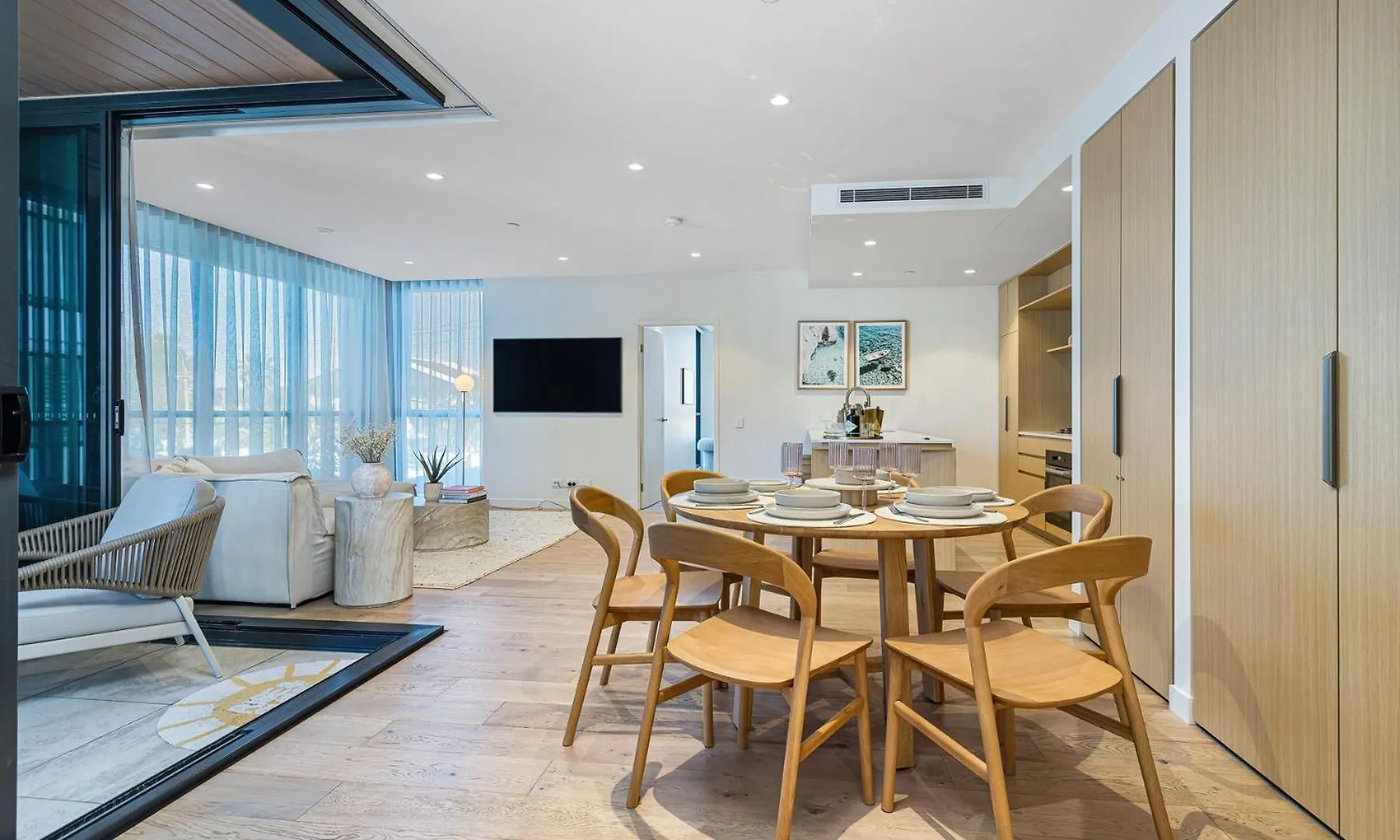 Apartment Deluxe Palm Getaway *
