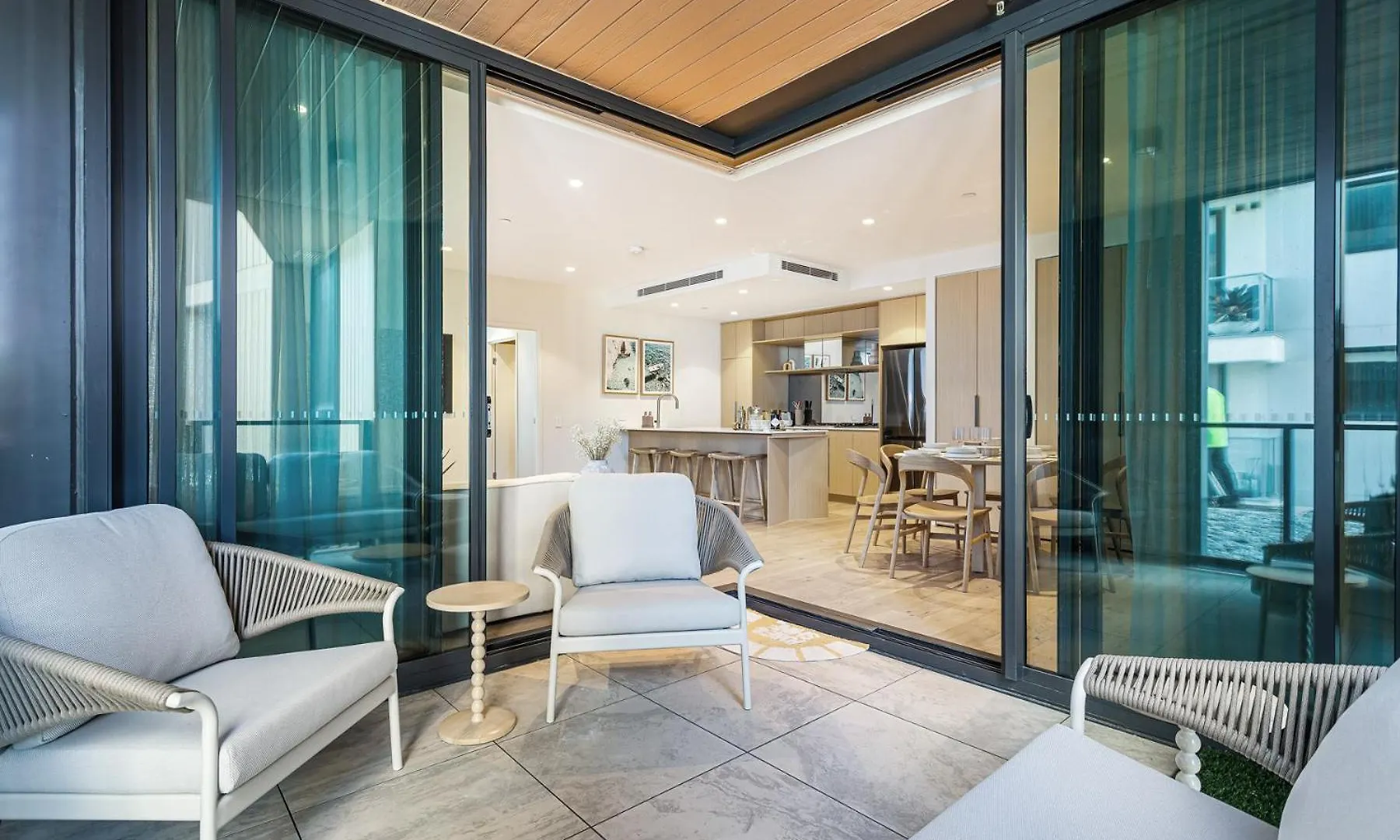Apartment Deluxe Palm Getaway *