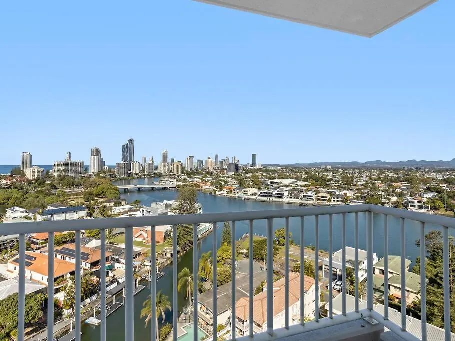 Surfers Paradise Penthouse & Rooftop Plunge Pool 펜션 *