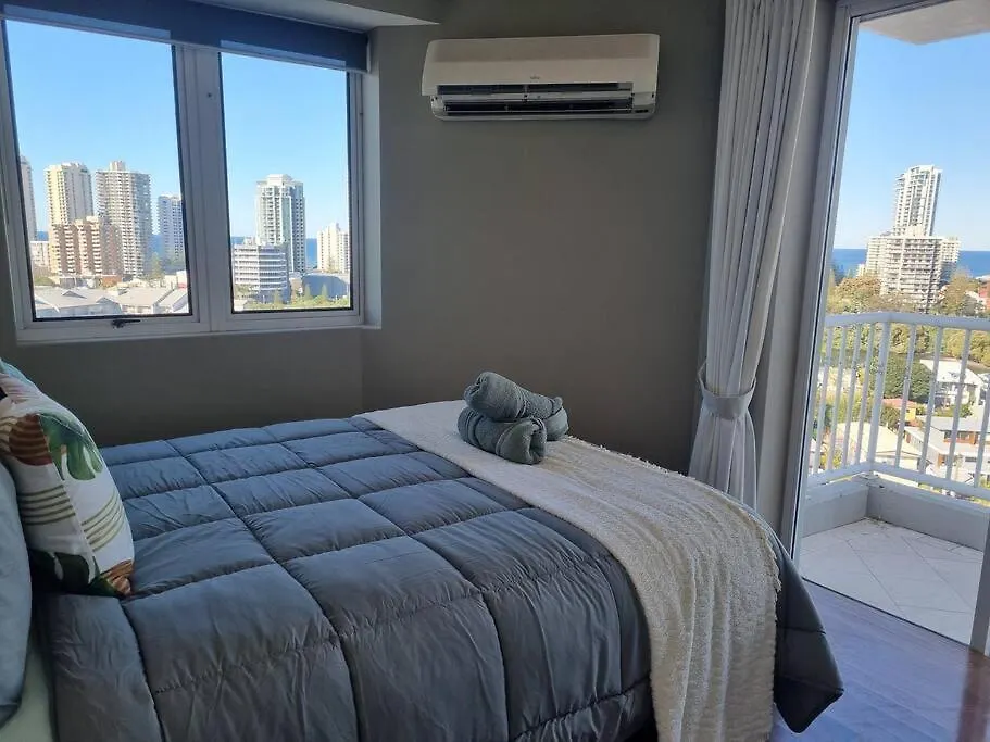 Surfers Paradise Penthouse & Rooftop Plunge Pool 펜션 *