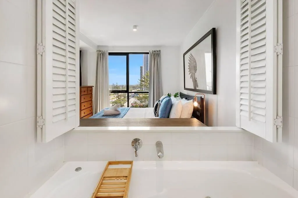 Apartment Park Views & Luxe Amenities In Broadbeach Gold Coast