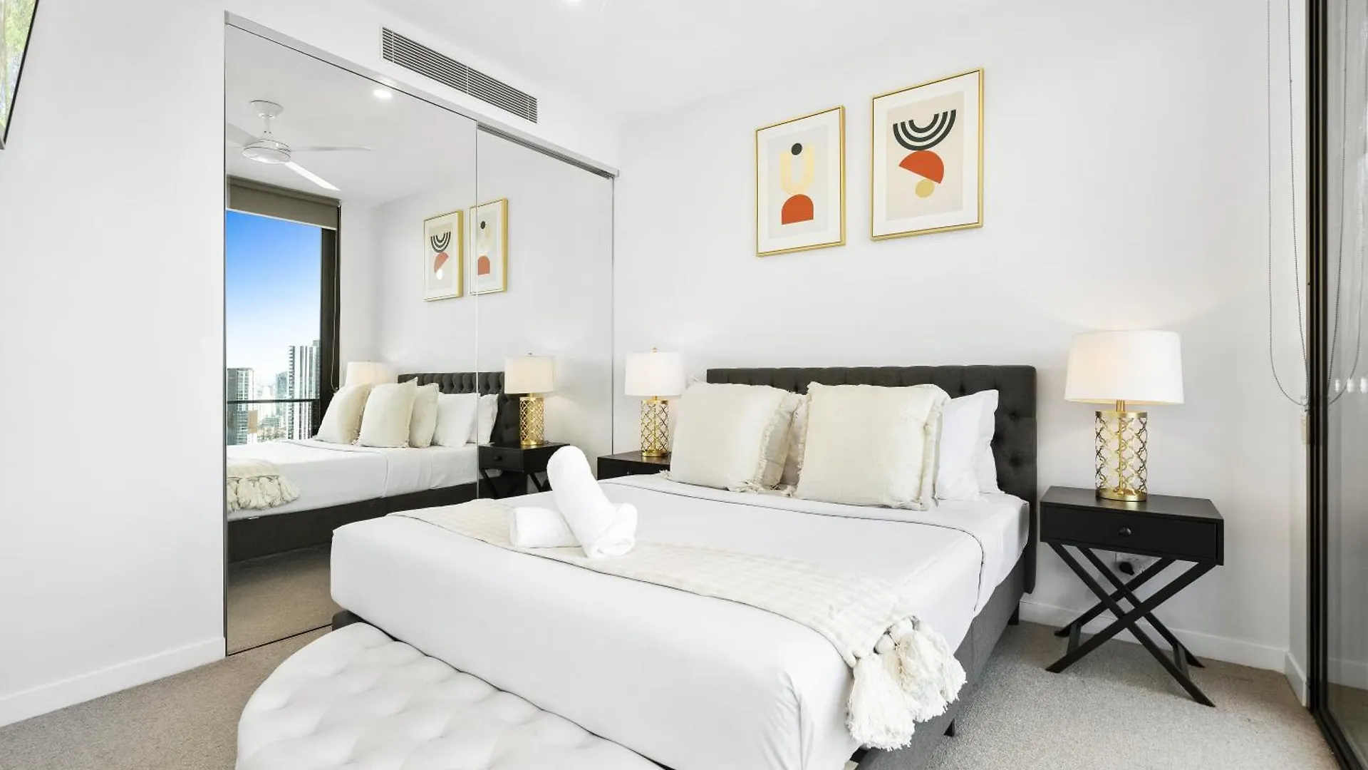 דירה 2 Bedroom 1 Bathroom Private At Casino - Paid Parking Only