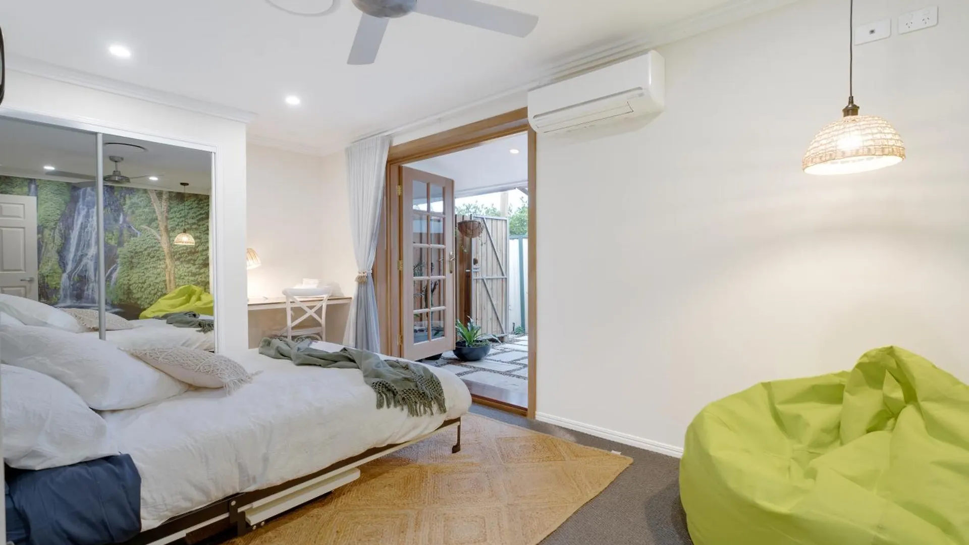 Cozy Granny Flat With Pool - Private Retreat Apartment Gold Coast