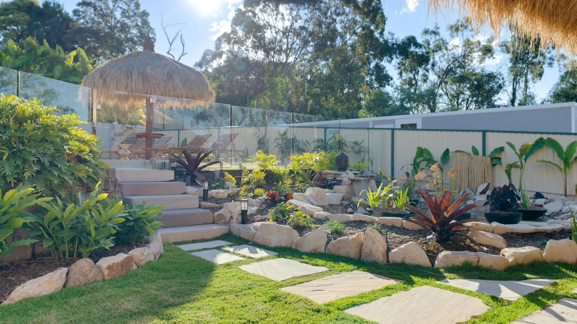 Cozy Granny Flat With Pool - Private Retreat Apartment *