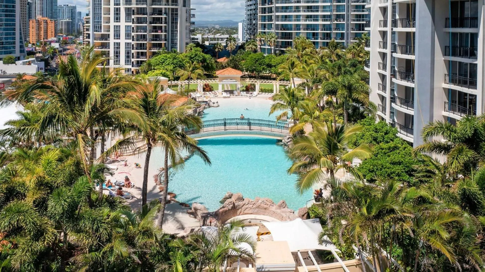 Style Chevron Surfers Paradise By Travels * Gold Coast