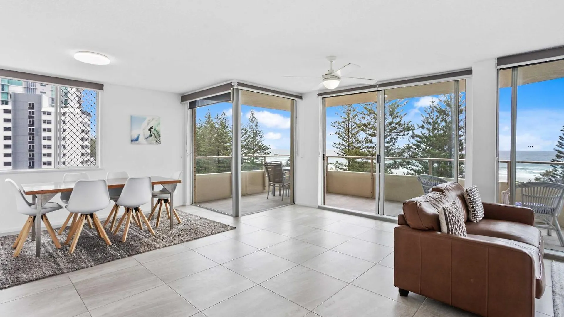 Iconic Burleigh Beachfront, 2 Bedroom Gold Coast