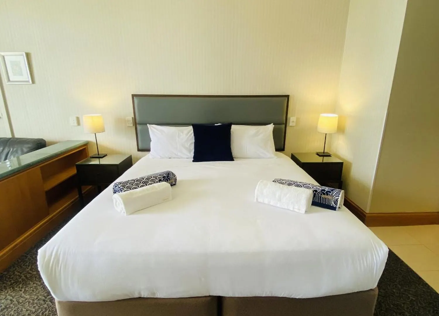 Ocean View Surfers Paradise 4*