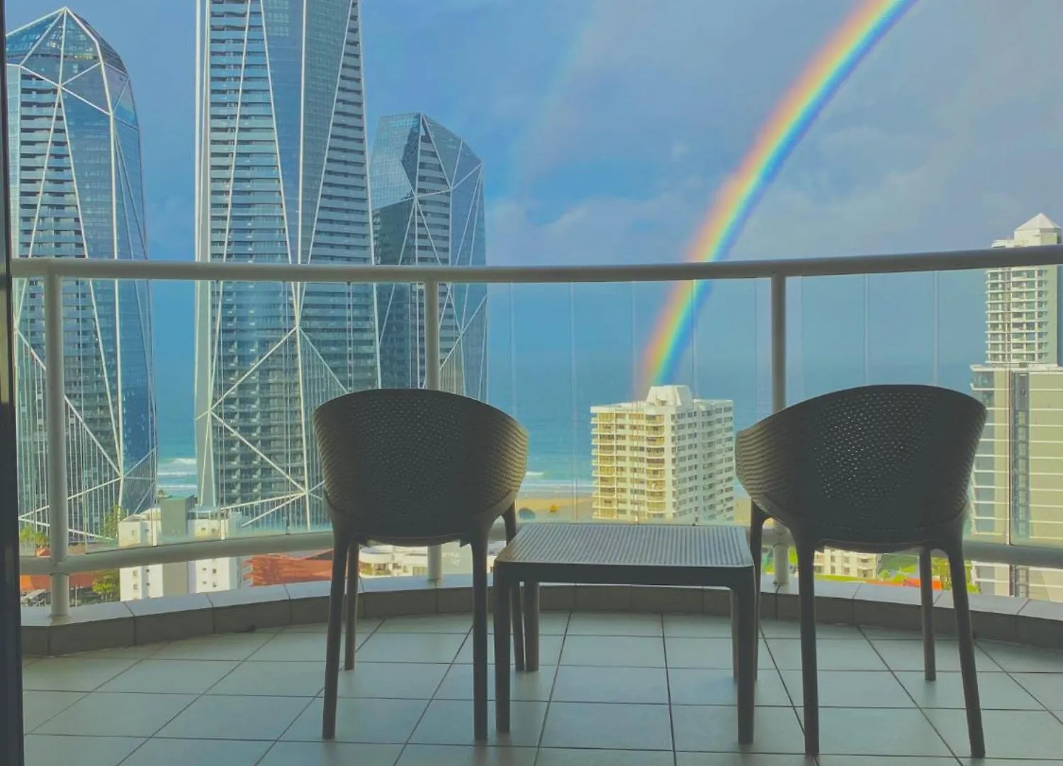Ocean View Surfers Paradise Hotel 4*