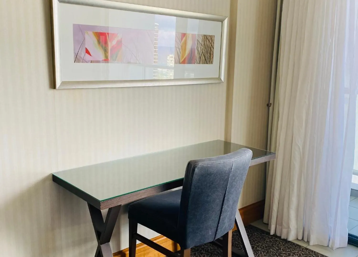 Ocean View Surfers Paradise Hotel
