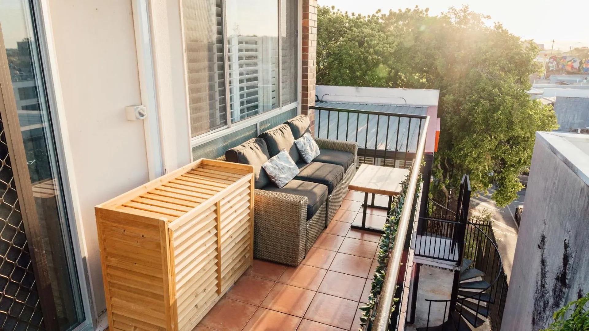 Apartment Burleigh Retreat Near Beach, Free Wi-fi Gold Coast
