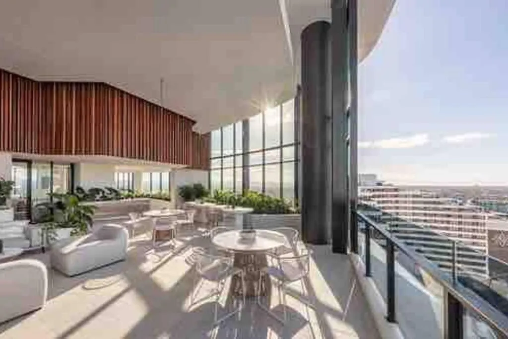 Coastal Chic 2 Bed In Broadbeach Lejlighed *