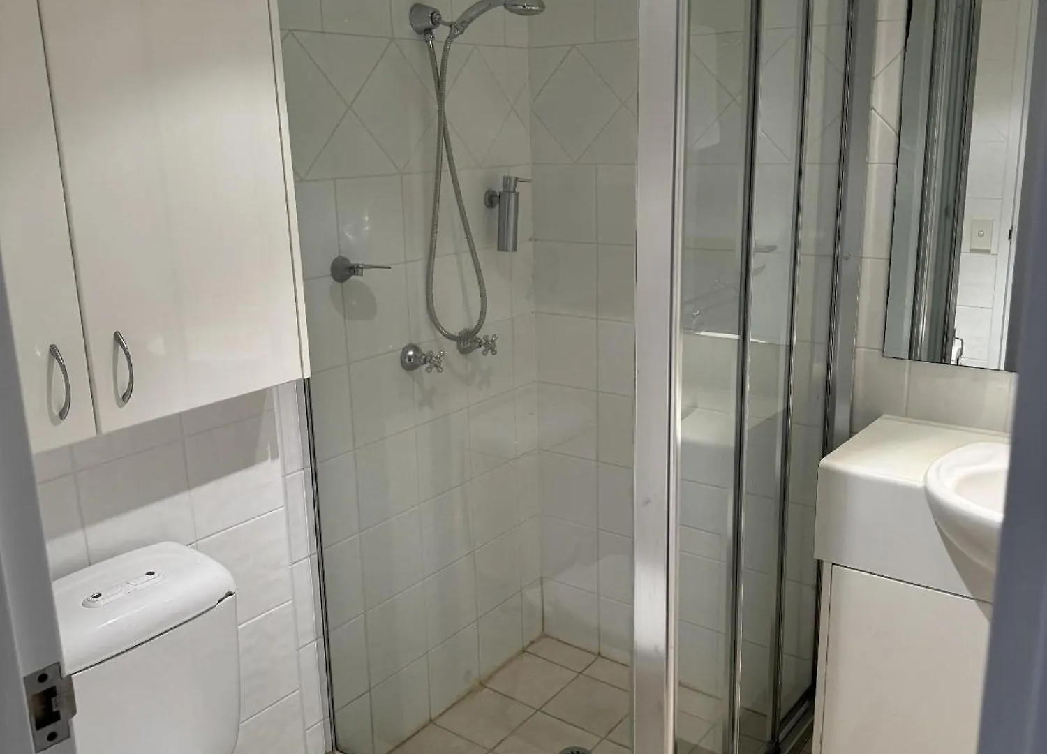 Sandrift Beachfront Aparthotel 3*