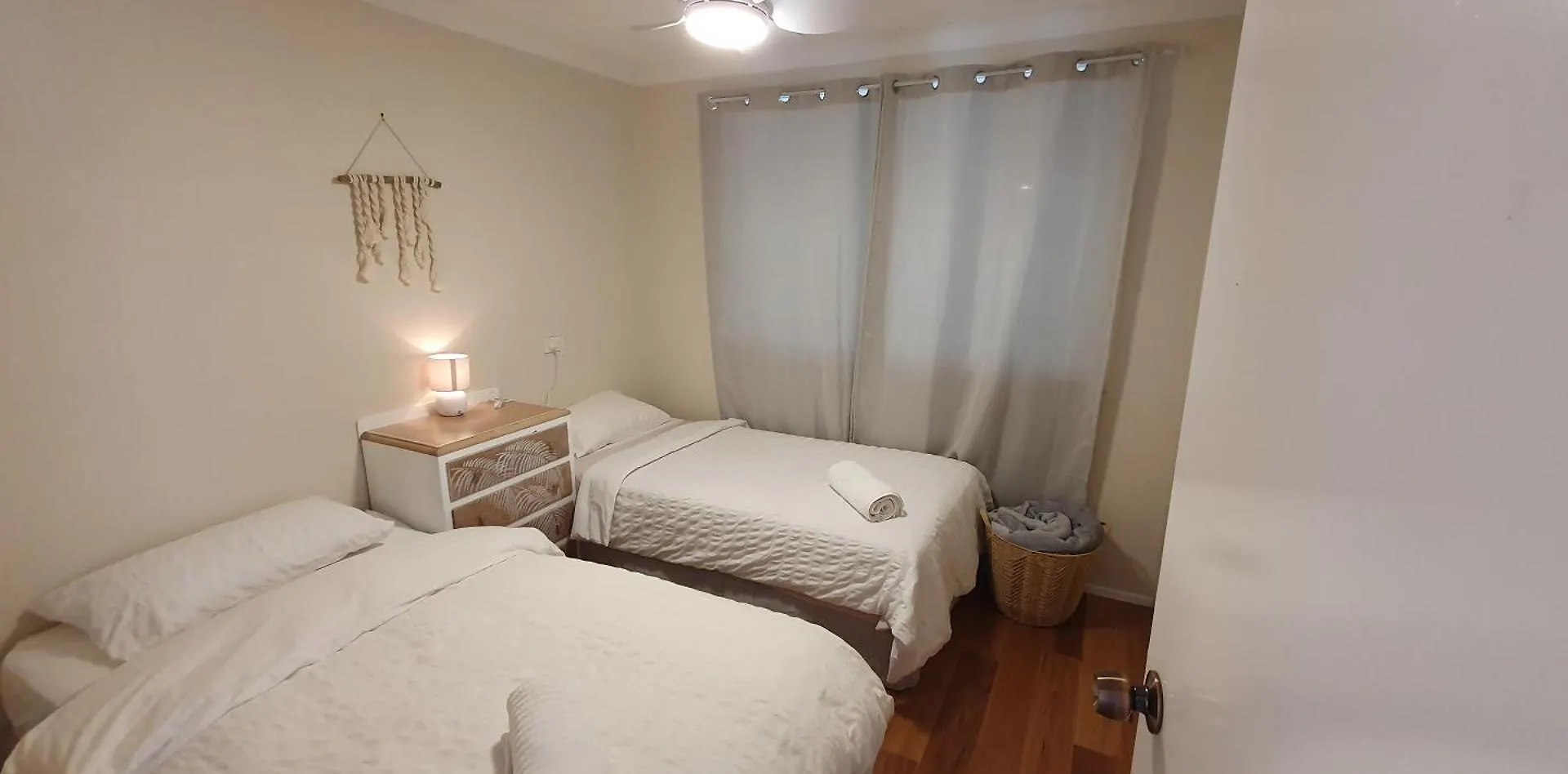 Apartment Family Retreat, 1 And Half Kms, Shops, Full *