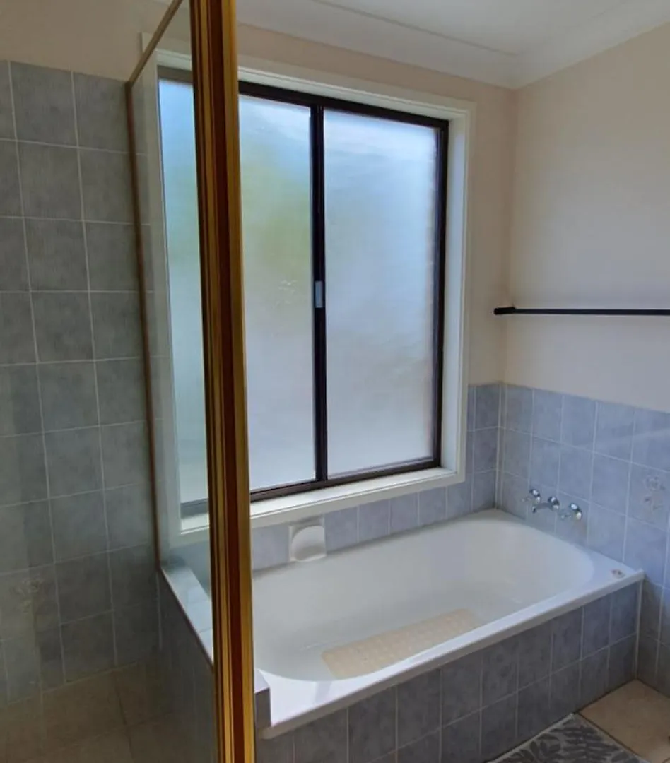 Family Retreat, 1 And Half Kms, Shops, Full Apartment Gold Coast