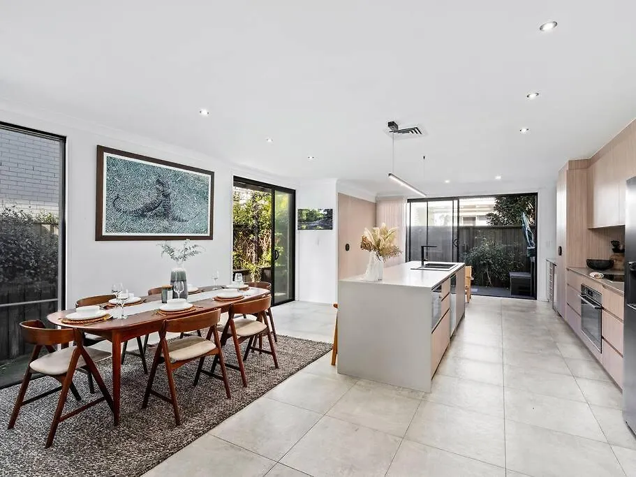 Side Bliss Mermaid Beach, 3bd - Heated Pool