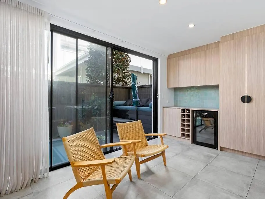 Side Bliss Mermaid Beach, 3bd - Heated Pool