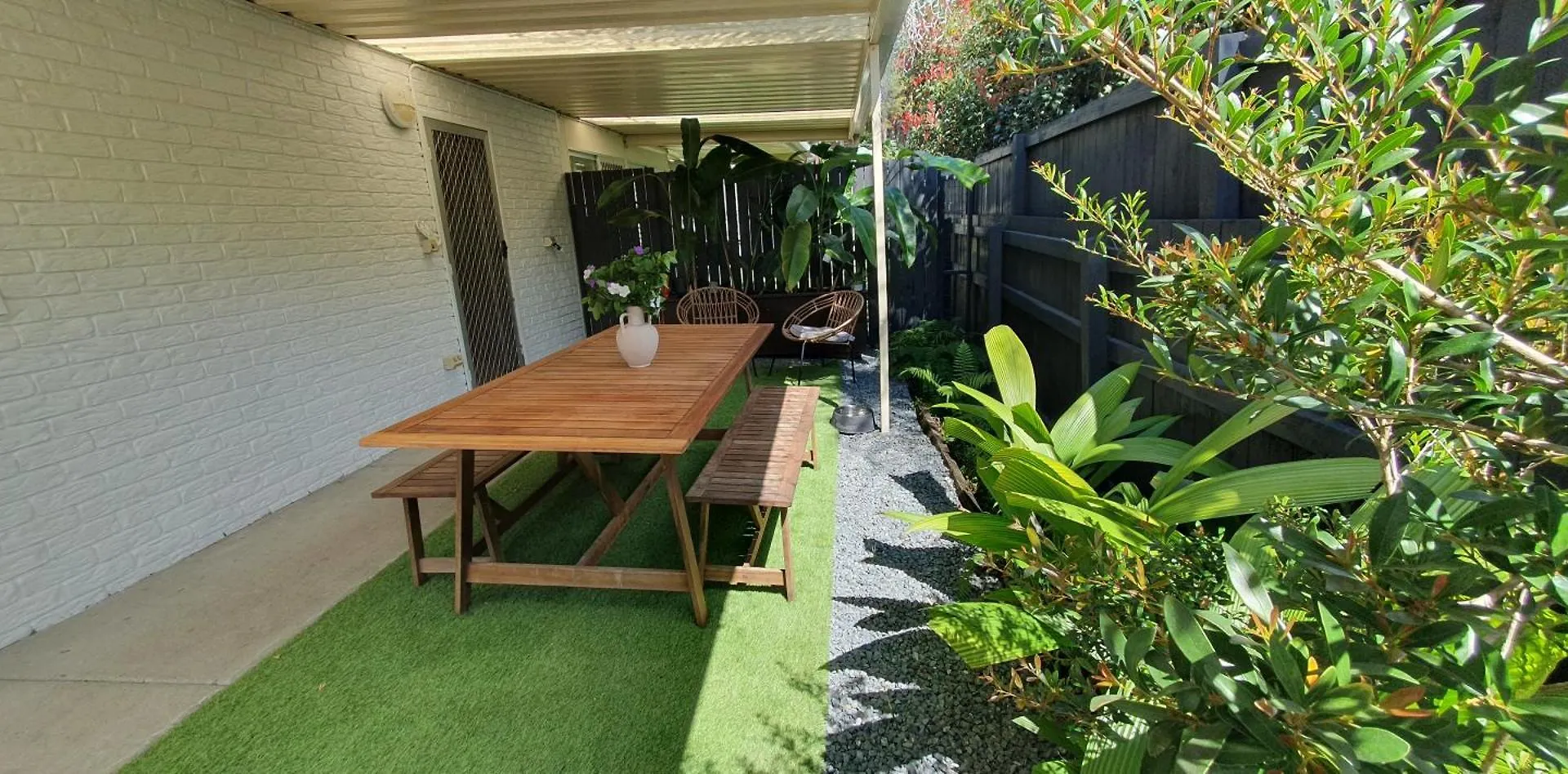 Entire Guest - Is 1 And Half Km - Pets Welcome Guest house *