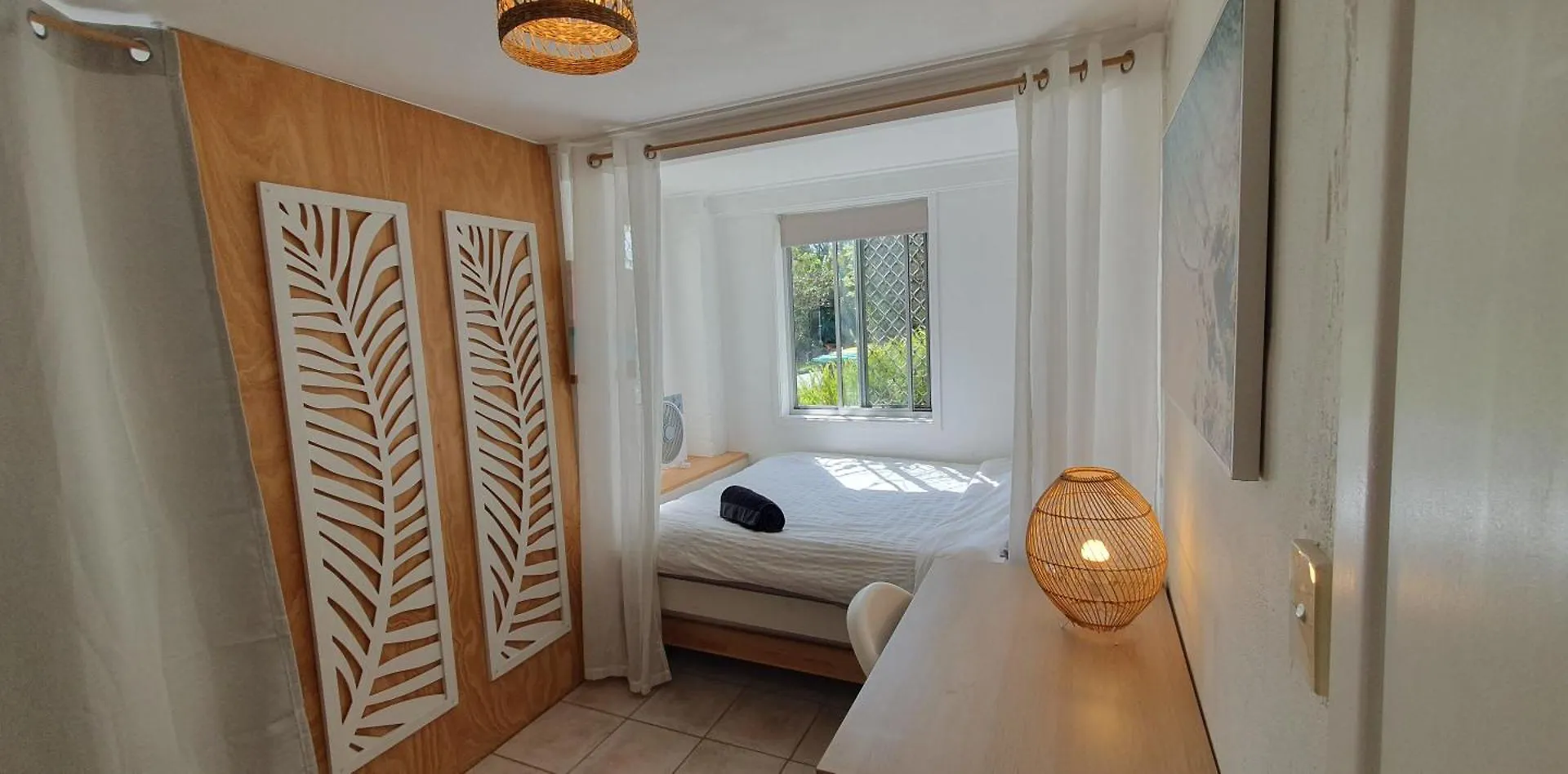 Entire Guest - Is 1 And Half Km - Pets Welcome