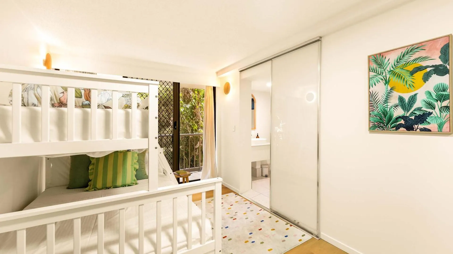 Apartment The Rocks Unit 4c *