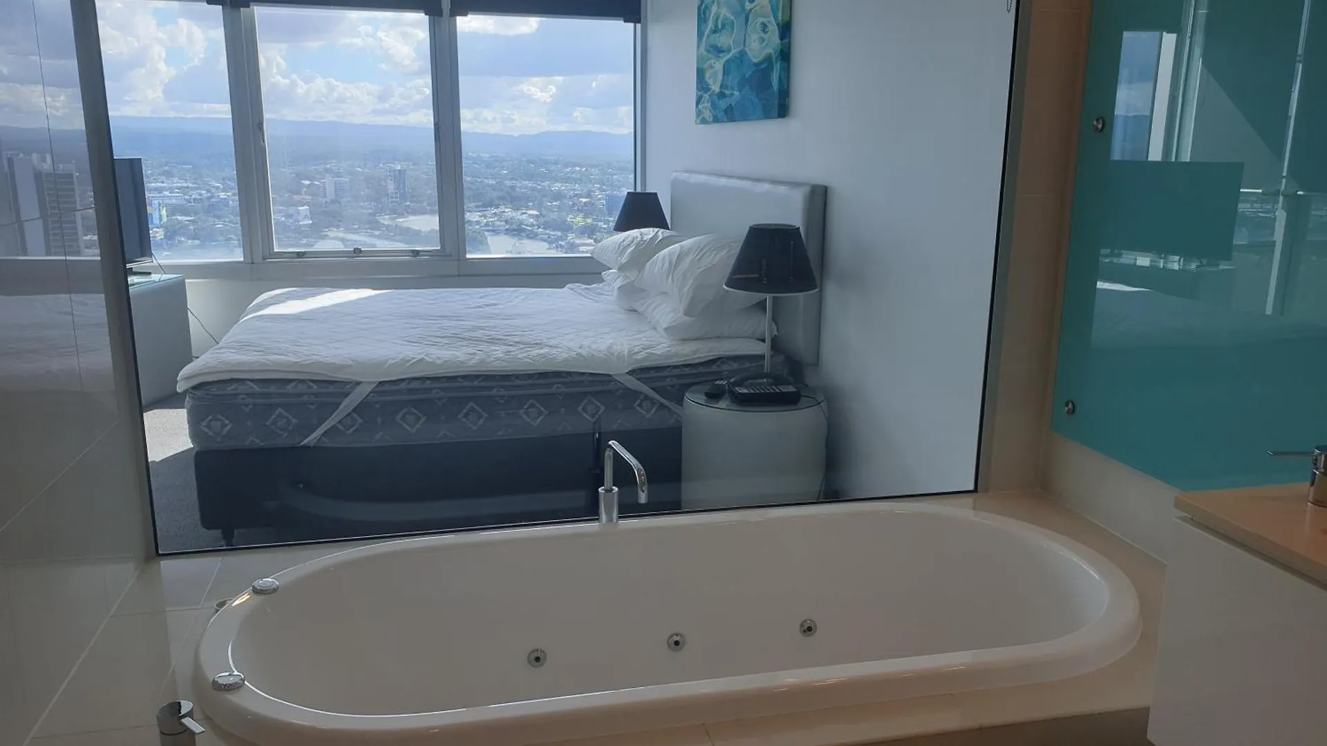Apartment L36 Skyline View Lux And Modern At Q1 2br 1b 1c *