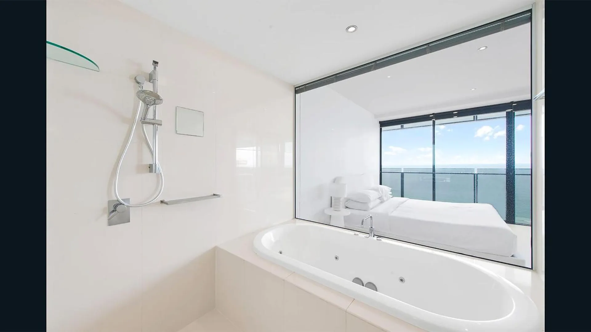 Sealuxe - Surfers Paradise * Gold Coast