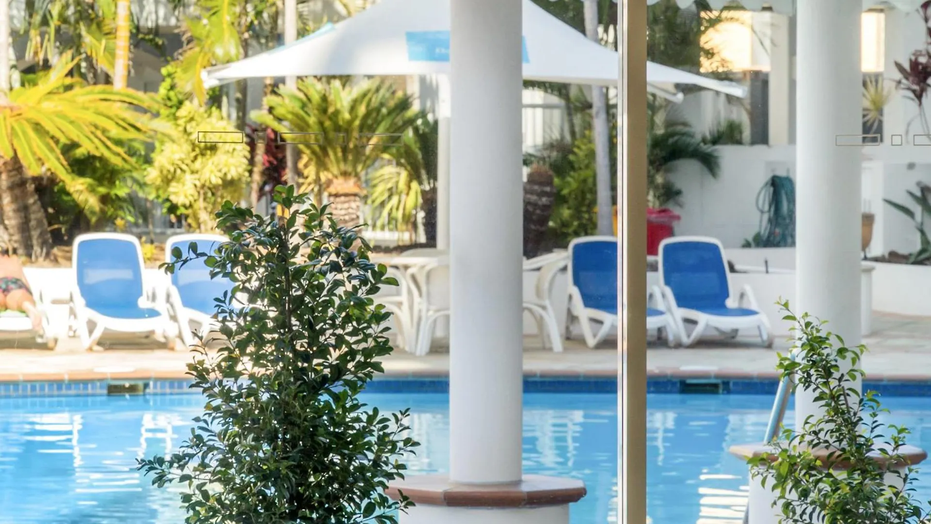 Broadbeach 1-bed With Pools, Gym & Secure Parking Apartment