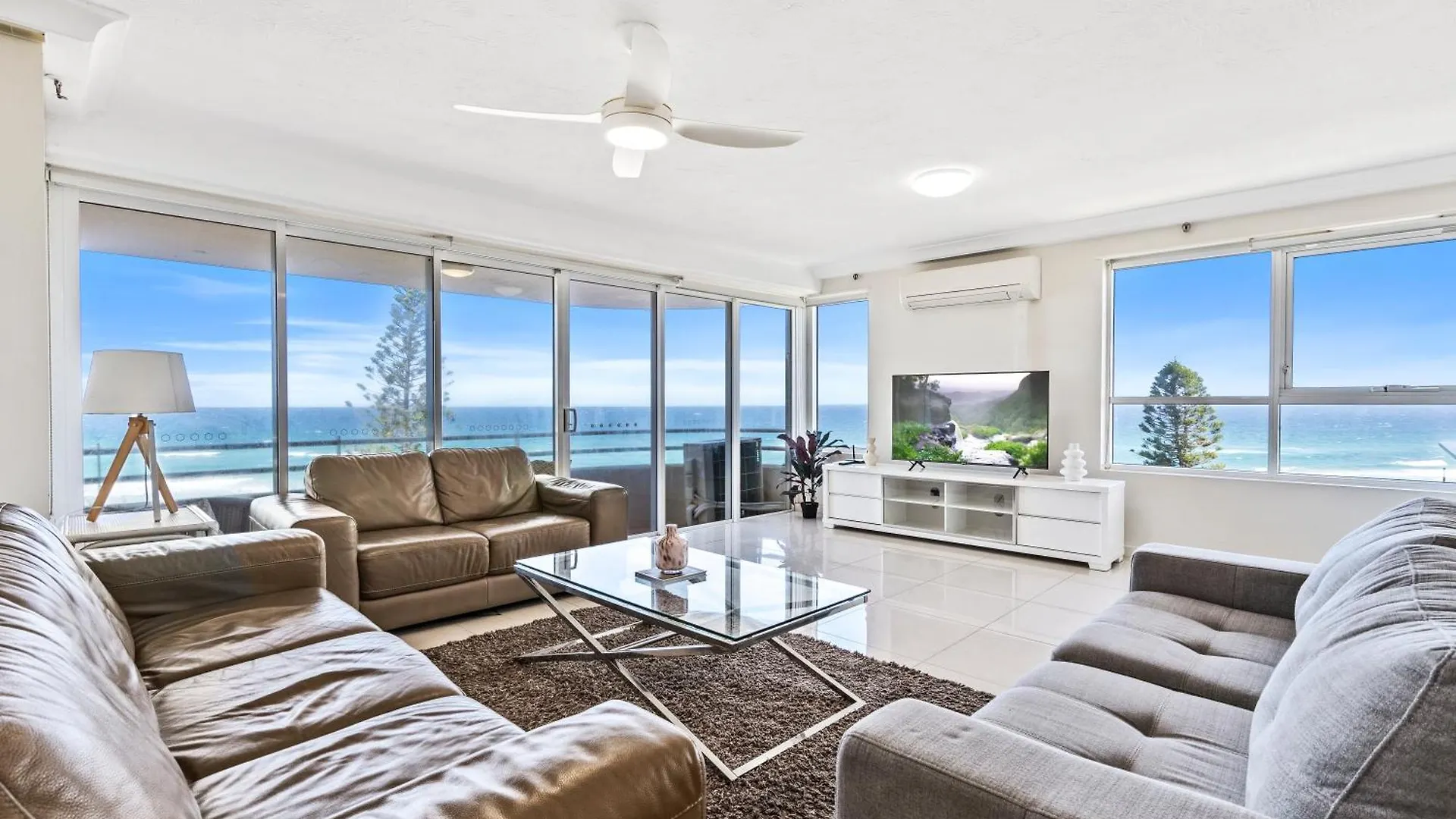 Apartment Stunning Ocean Views In 2 Bedroom Unit At Zenith - Q Gold Coast