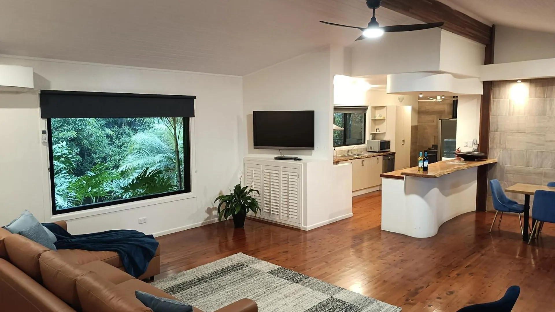 Escarpment Retreat & Day For Couples 5*