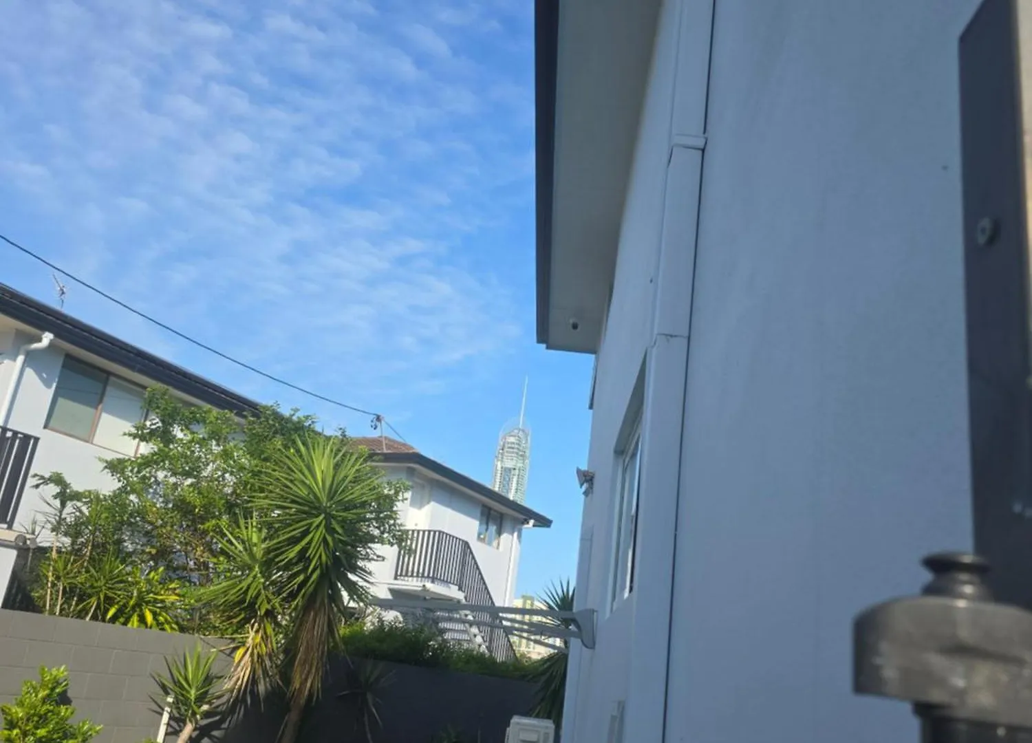 Riverside 4 Bedroom House Unit In Surfers Paradise