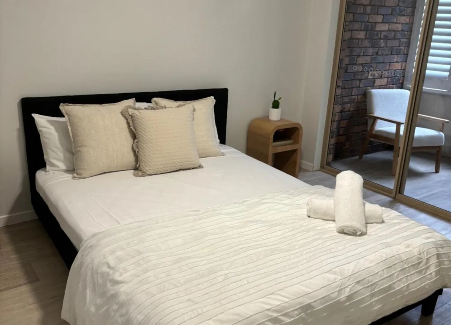 Oceanside Cove Aparthotel