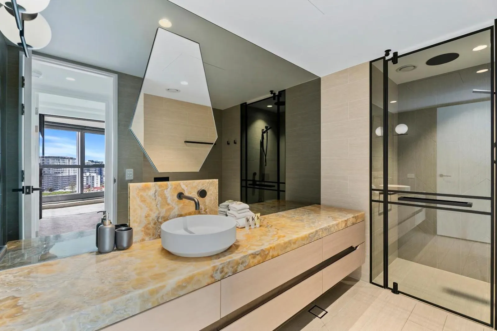 Apartment Jewel Beachfront Residences - Hosted By Coastal Letting Gold Coast