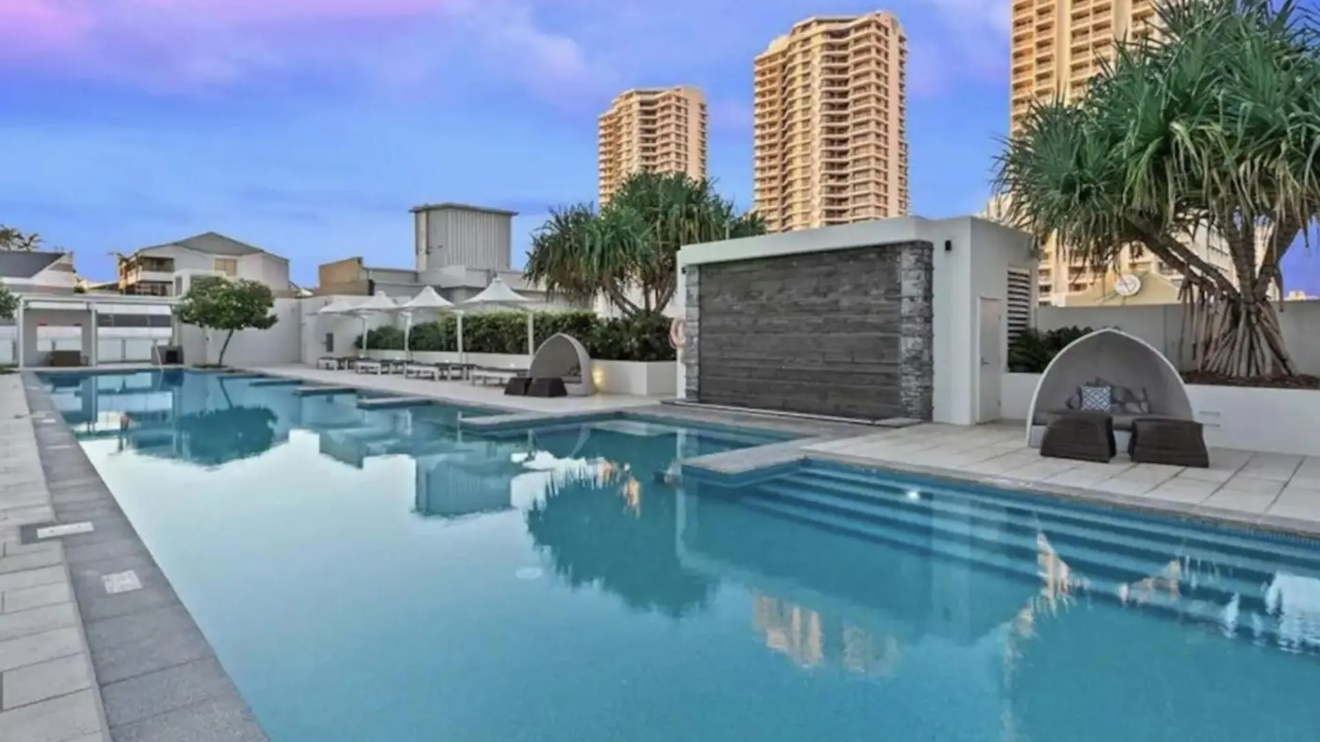 Mountain View Sleeps 6 Surfers Paradise 2 Bed 2 Bath Circle On Cav & Hilton Surfers