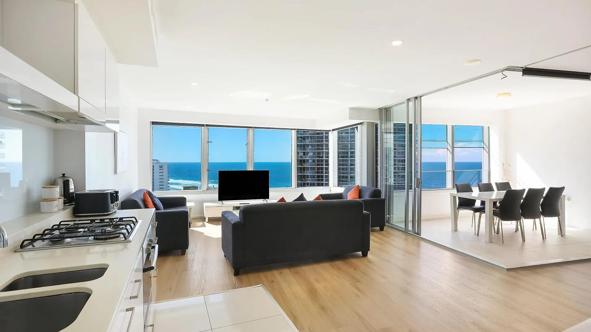 Q Tower Amazing Ocean Views 22nd Level Heated Pools Sleeps 6 - Optimise