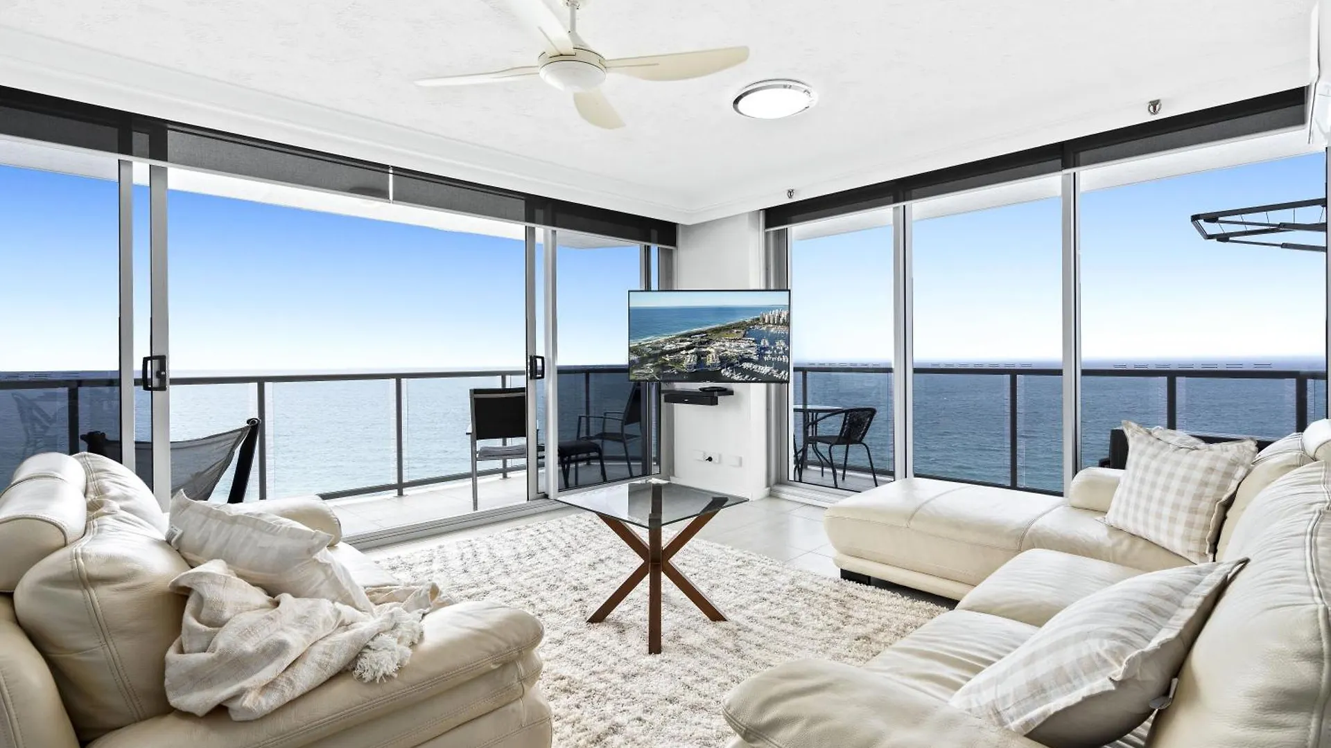 Peninsula Private - Q * Gold Coast
