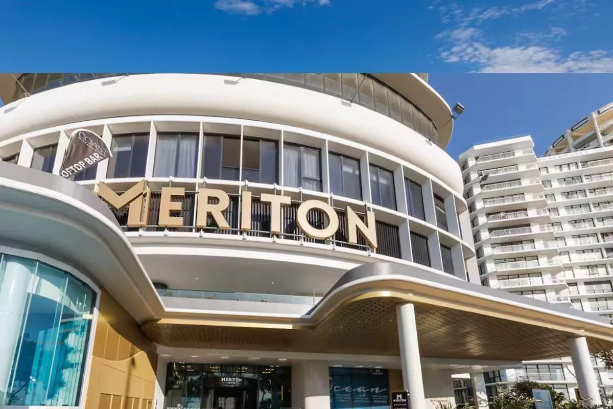 Surfers Beachside Luxury - Stunning Panoramic View Gold Coast