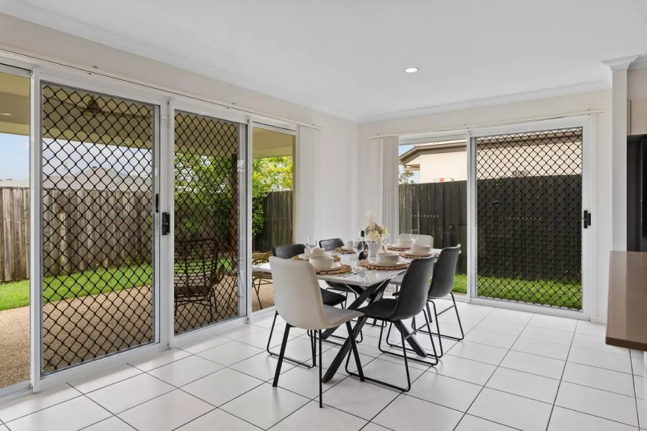 Stunning 4br With Yard Parking Costco And Theme Park בית נופש *