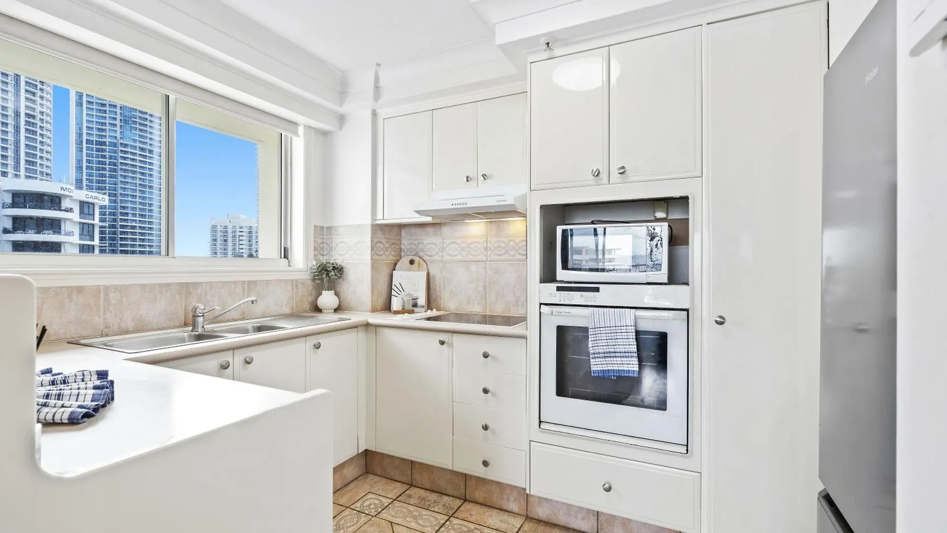 The Moroccan - Qstay Apartment Gold Coast