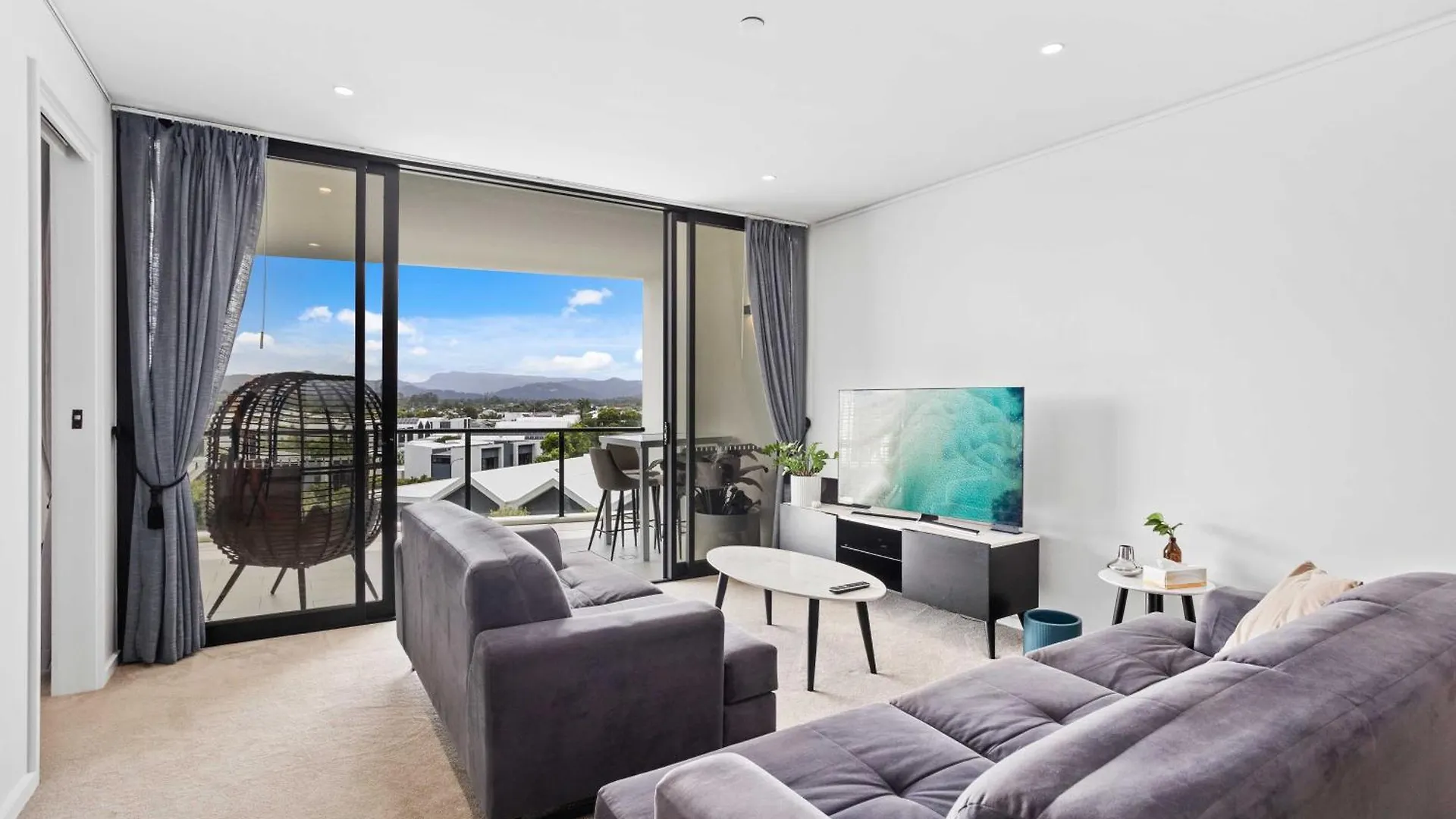 Magnoli - Hosted By Burleigh Letting * Gold Coast