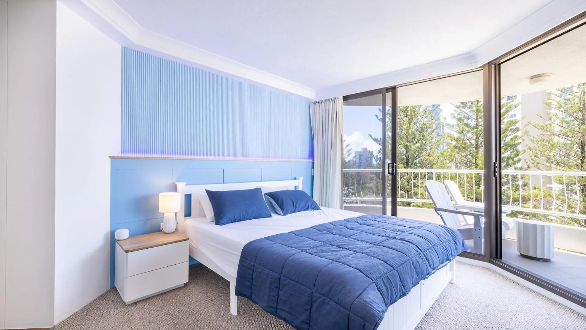 Apartment Waterfront 3-br In The Heart Of The *