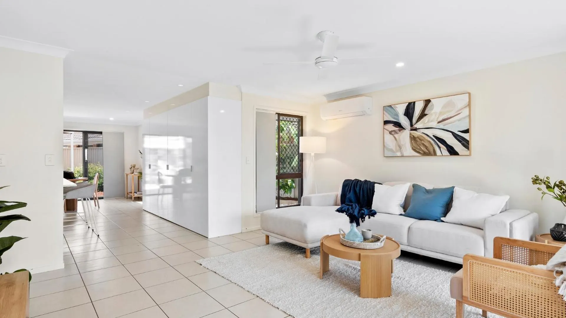 Lux Waterfront Villa With Magnesium Spa - The Goldie Gold Coast