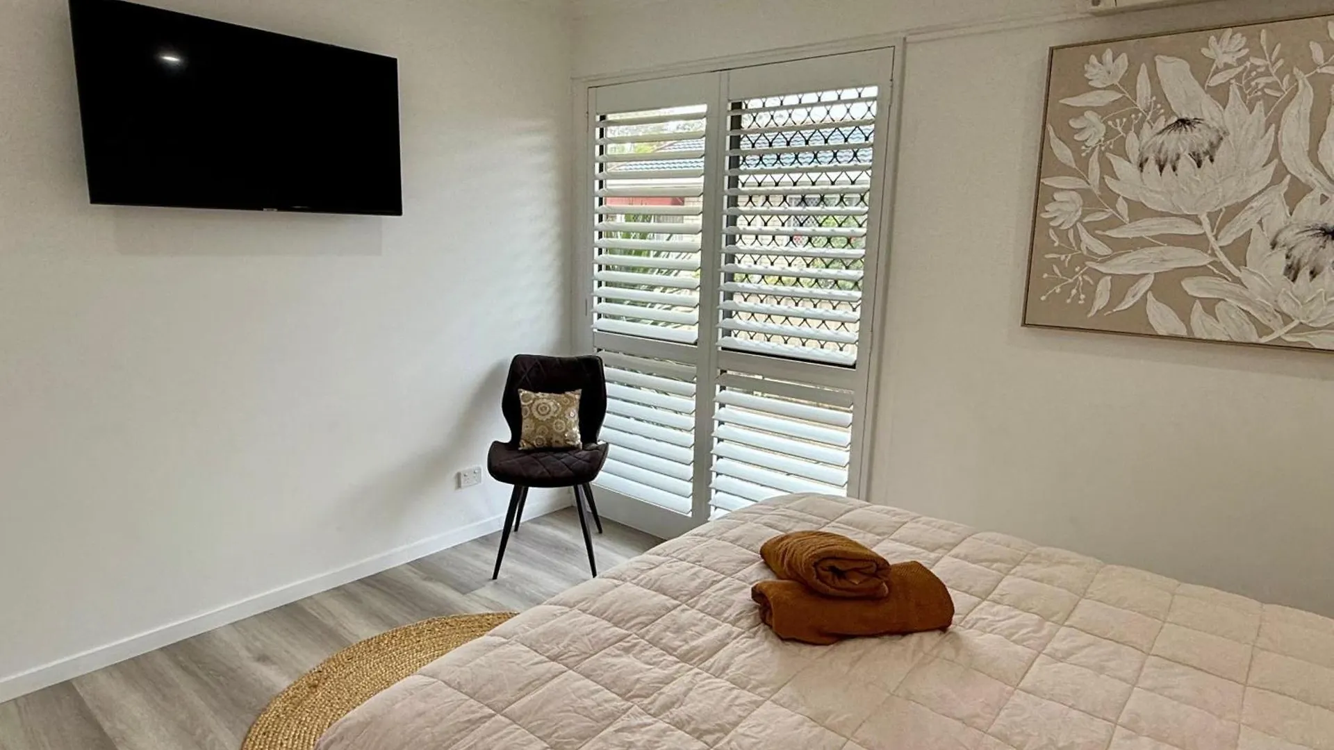 Villa Casa Bella - Paradise, 3 Bedroom, Guest House, Gold Coast