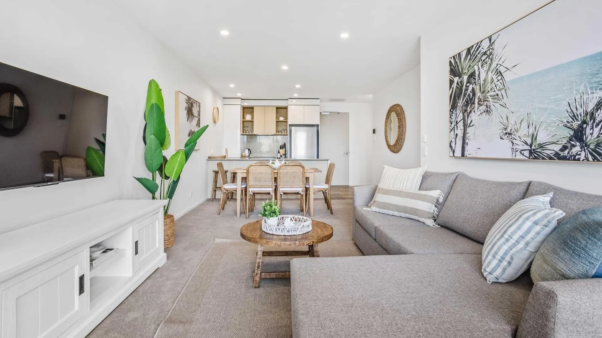 Sandbar Private - Hosted By Burleigh Letting Company *
