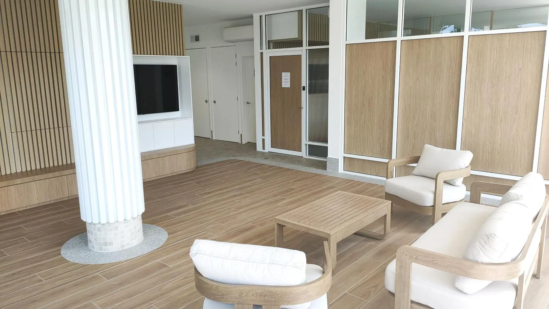 Southern Cross Beachfront 4* Gold Coast