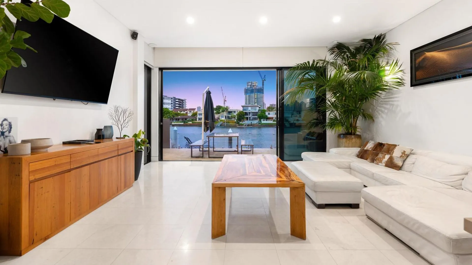 3 M Luxury Waterfront In Paradise Pets Welcome
