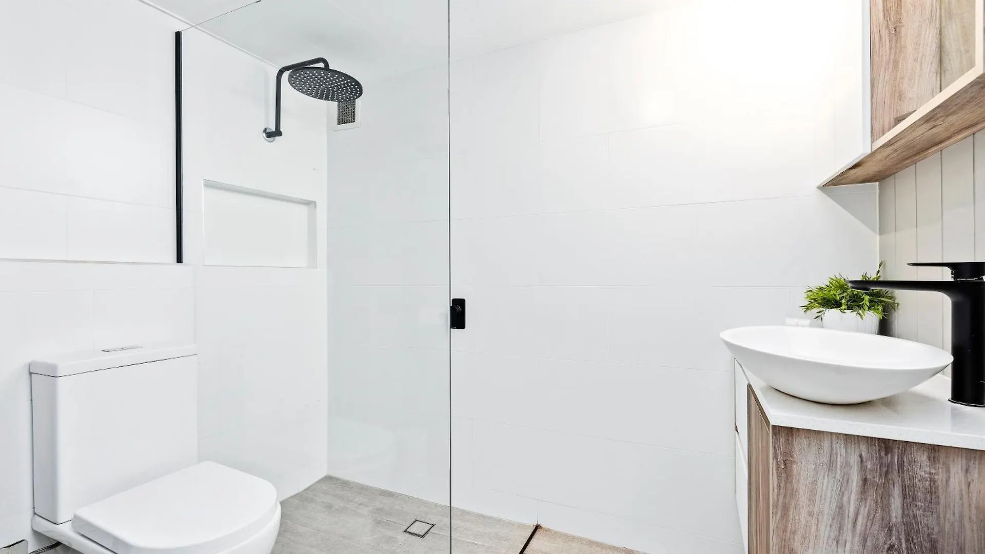 Surfers Paradise Mediterranean Apartment *
