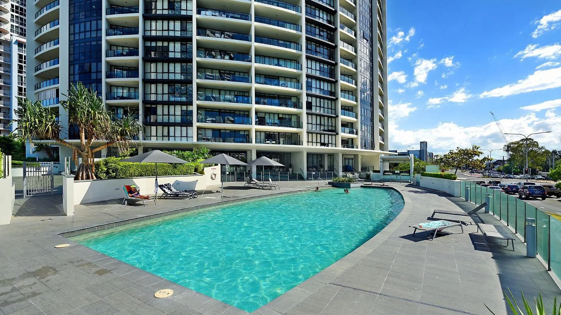 Large Modern 3 Bedroom With Views - Coasthm * Gold Coast