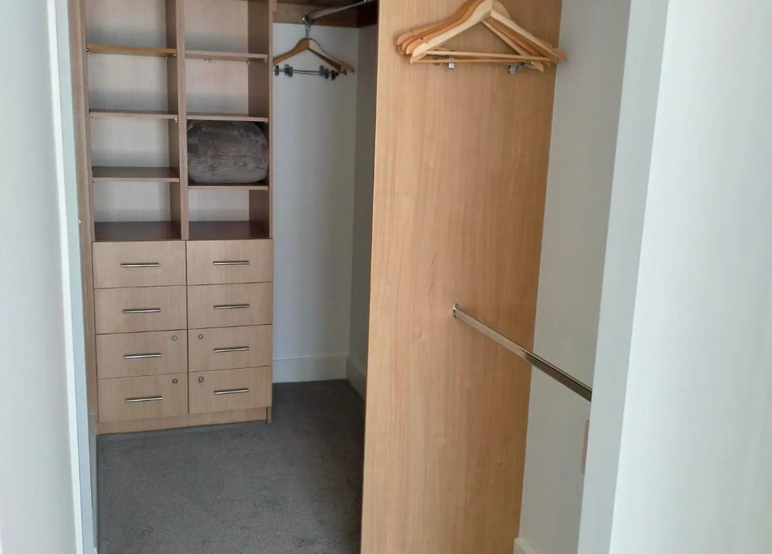 Kirra Surf Aparthotel 4*