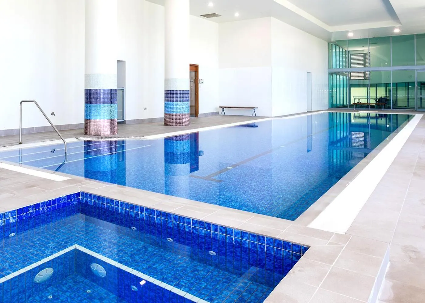 Elegant Splendor 3 Bedroom With Tram Access דירה *